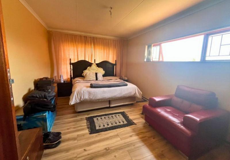 3 Bedroom Property for Sale in Heiderand Western Cape